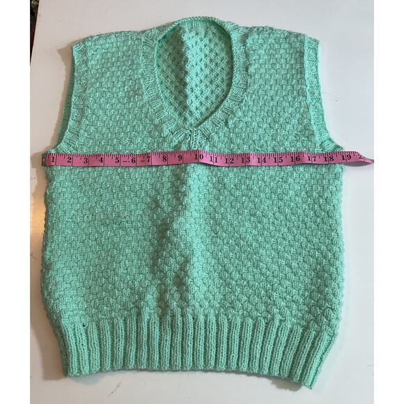 Vintage Women’s Hand Made Knitted Green Sweater Vest Size Medium - Picture 3 of 5